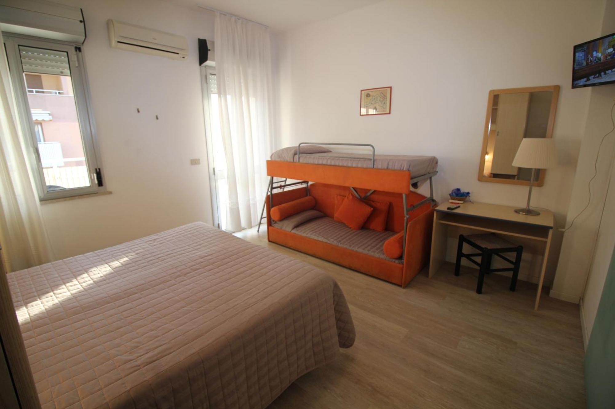 Hotel Firenze Caorle Exterior photo